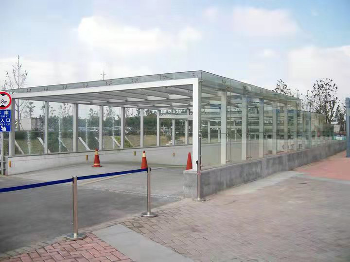 鋼結構車棚