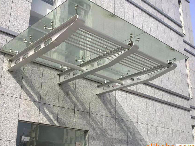 鋼結構雨棚